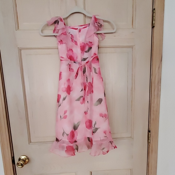 Girl Tribe Floral Flutter Sleeve Dress Sz 5/6 - Picture 2 of 7